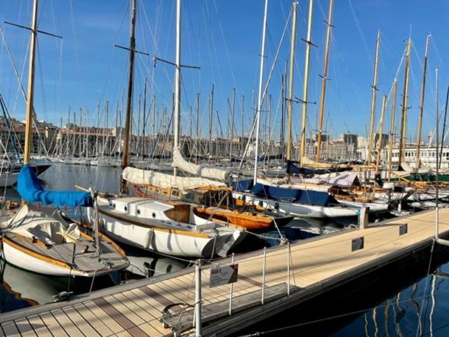 Vue Mer Le Panoramique Vieux-Port De 마르세유 외부 사진